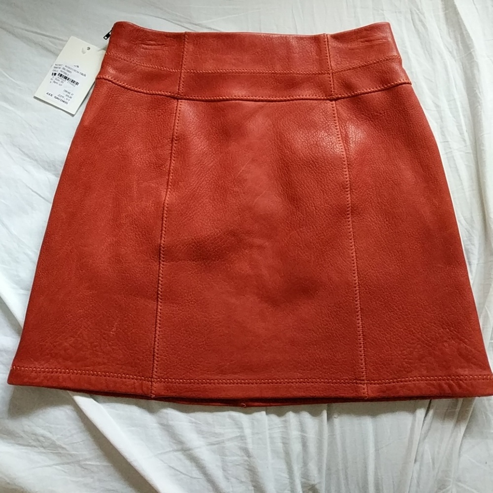 ALC Naomi Skirt Patchouli Leather Lace Up - Picture 6 of 7